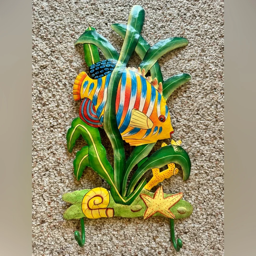 Handmade Hand Crafted Painted Costa Rica Fish Wall Art Home Decor Metal Rack